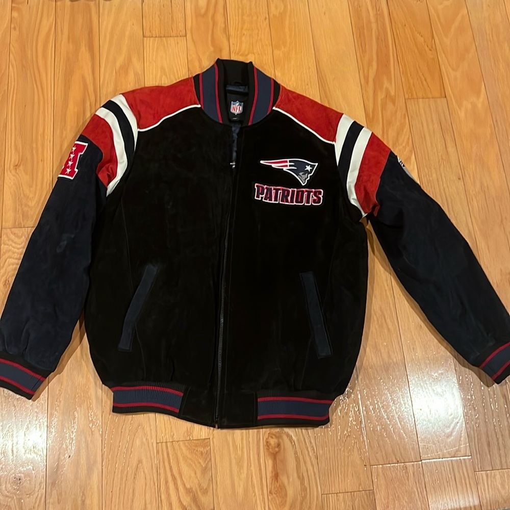 NFL -NE Patriots blue suede varsity jacket . New - perfect condition